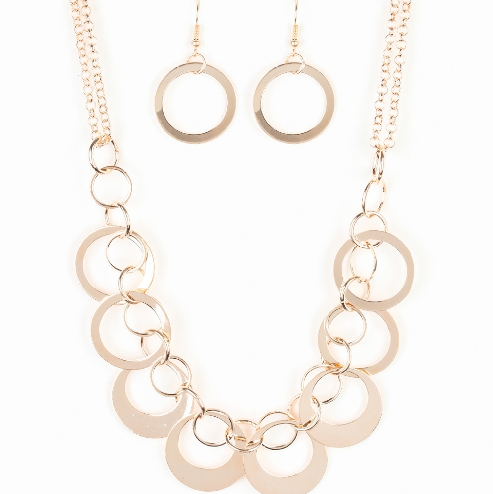 Necklace and earrings set